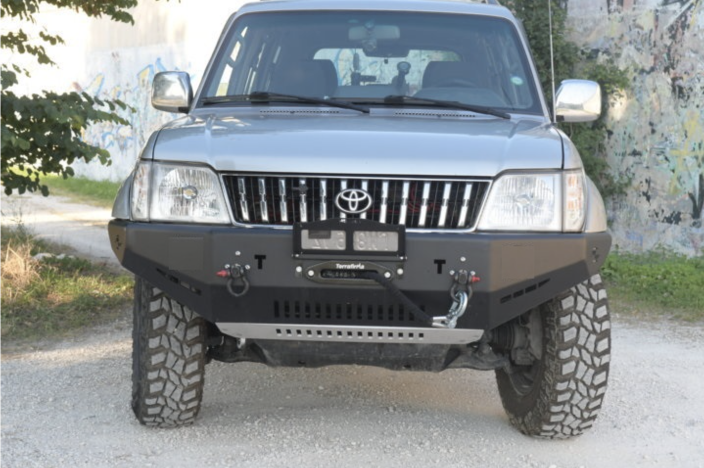 Front bumper for Toyota KDJ-KZJ 90-95 with winch holder